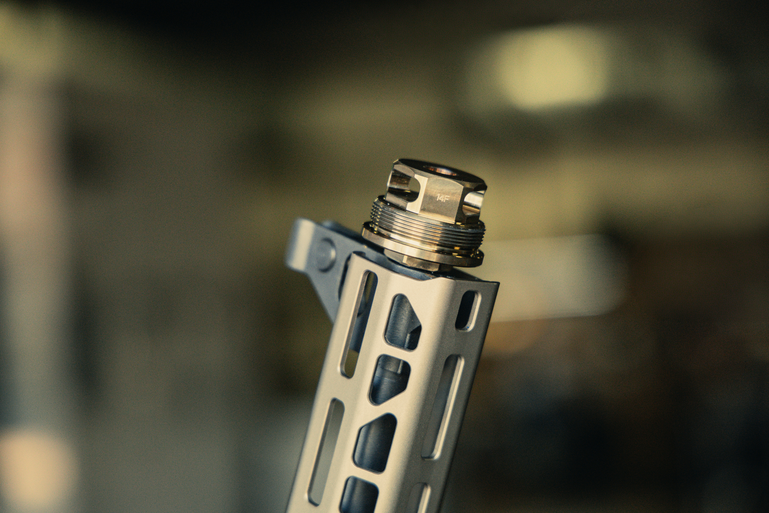 banka facemount facemount close up photo